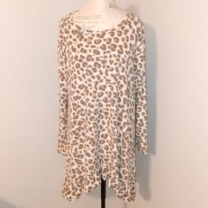 Super soft leopard tunic
